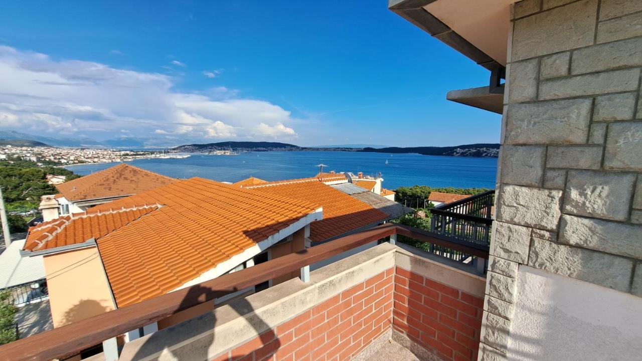 Apartment With Splendid Sea View Trogir Extérieur photo