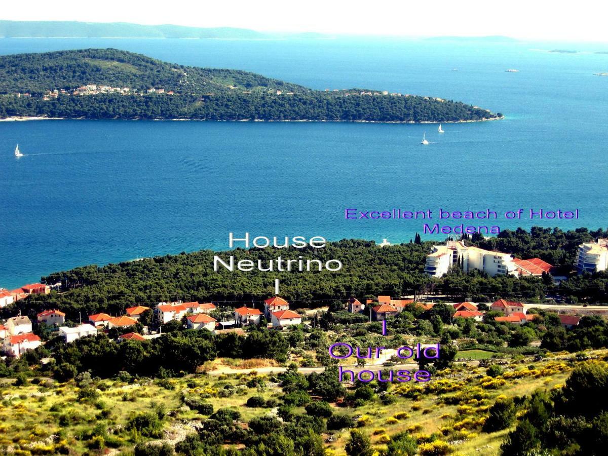 Apartment With Splendid Sea View Trogir Chambre photo