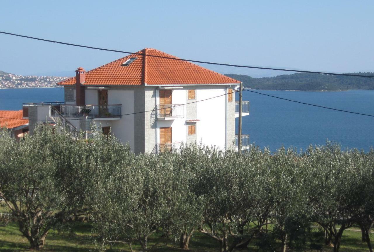 Apartment With Splendid Sea View Trogir Extérieur photo