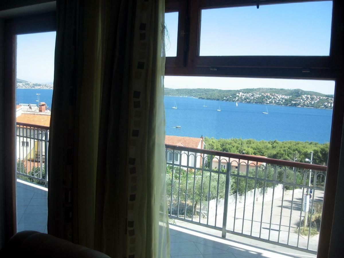 Apartment With Splendid Sea View Trogir Extérieur photo