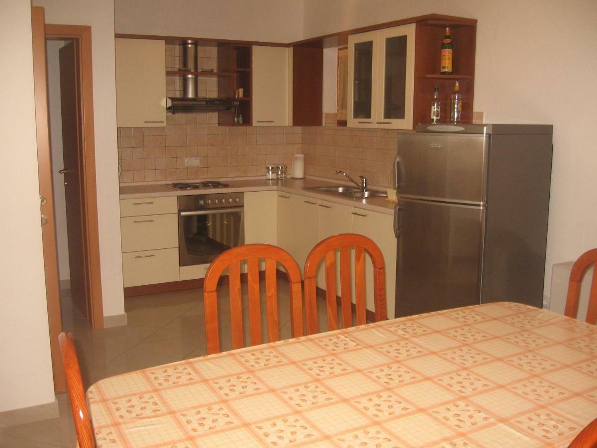 Apartment With Splendid Sea View Trogir Extérieur photo