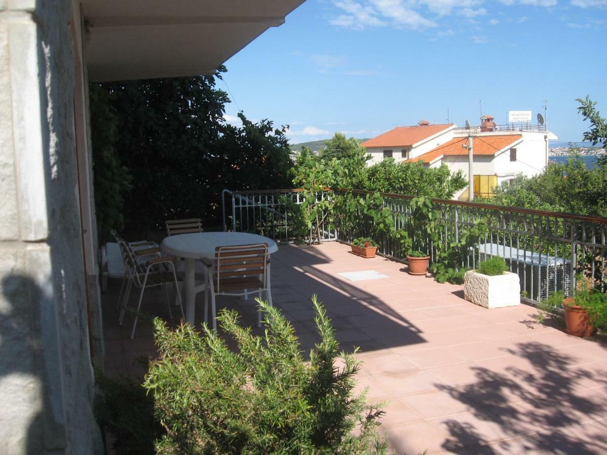 Apartment With Splendid Sea View Trogir Extérieur photo